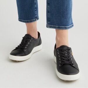Ecco  Leather Sneakers Sz 38/7-7.5